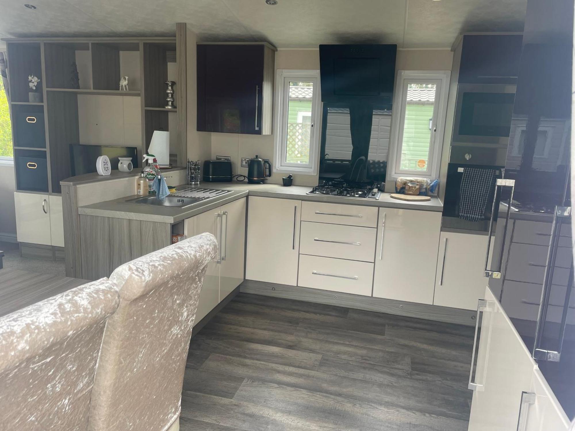 Beautiful 2 Bedroom Caravan On Billing Aquadrome Нортхемптон Экстерьер фото